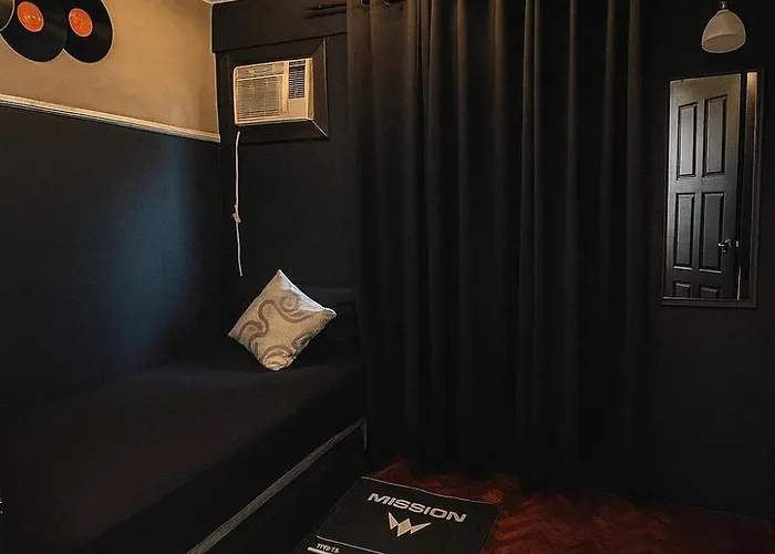 Apartment The Monochrome Nest Manila